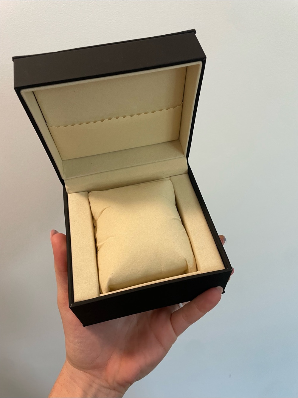 Black Jewelry Box with Cream Interior watch holder
